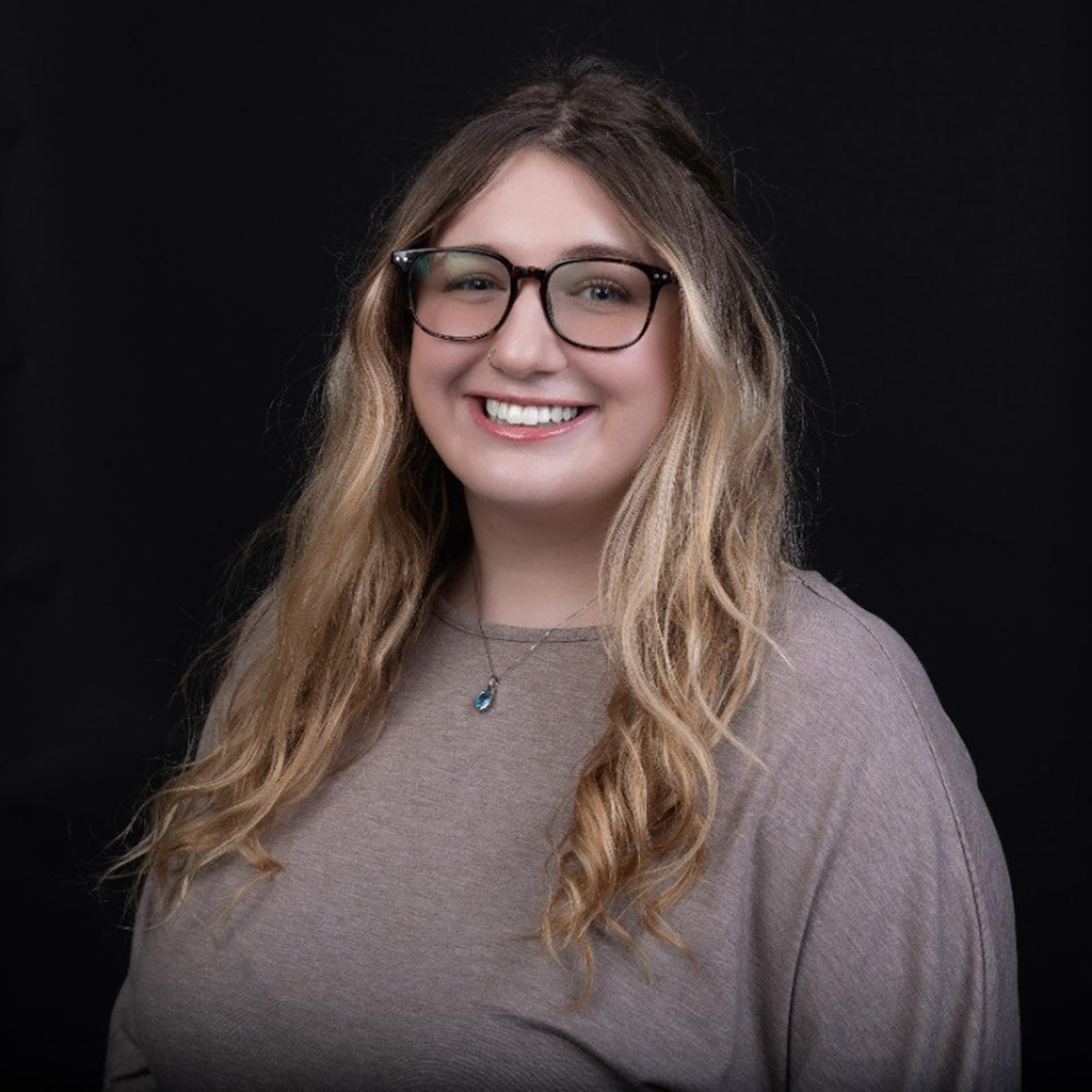 Codington Connects is excited to feature Hailey Rau! Hailey is the WMS Project SUCCESS Coordinator with the Human Service Agency, partnering at Watertown Middle School. 