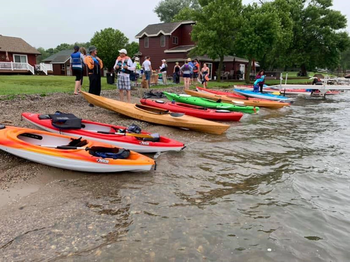 image showing what's happing on Kayak Around Kampeska